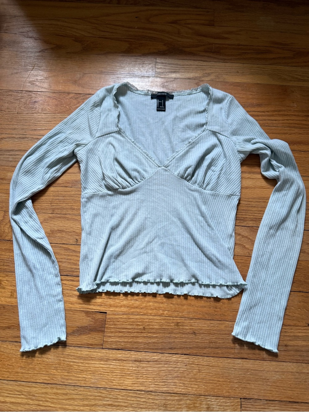 Forever 21 Sage Green Ribbed V-Neck Long Sleeve Crop Top